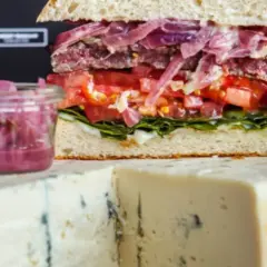 Jaki ser żółty do hamburgera? Wybierz idealny i top!