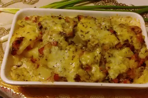 Zapiekanka ziemniaczana z boczkiem: przepis i sekrety mistrzów!