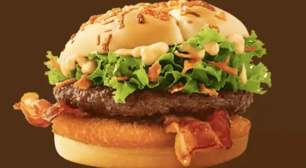 Ile kalorii ma Burger Drwala? Pełna prawda i jak to spalić!