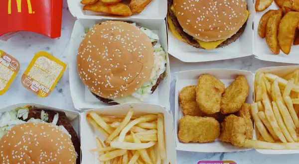 Sos słodko-kwaśny McDonald's: Odtwórz idealny smak w domu!
